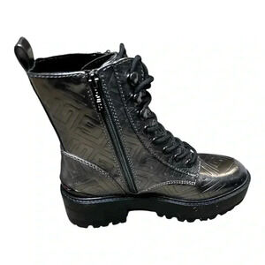 🆕Guess Fearne Pewter Combat Boots & Box